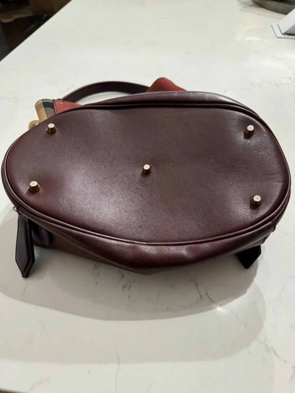 Authentic Burberry Nubuck Canvas Check Beckett Bag in Deep Claret - Picture 2 of 10